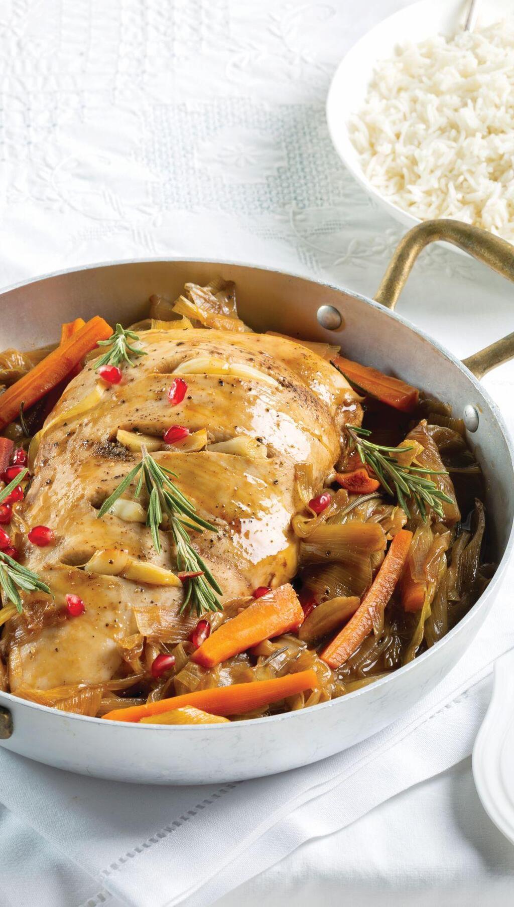 חזה הודו ברוטב רימונים וירקות