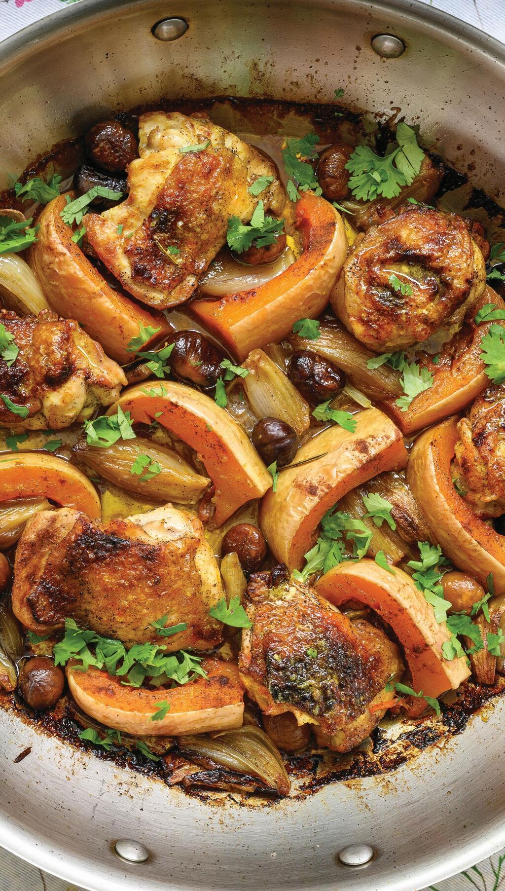 סיר פרגיות עם דלעת וערמונים (צילום: גיא בהר) סיר פרגיות עם דלעת וערמונים