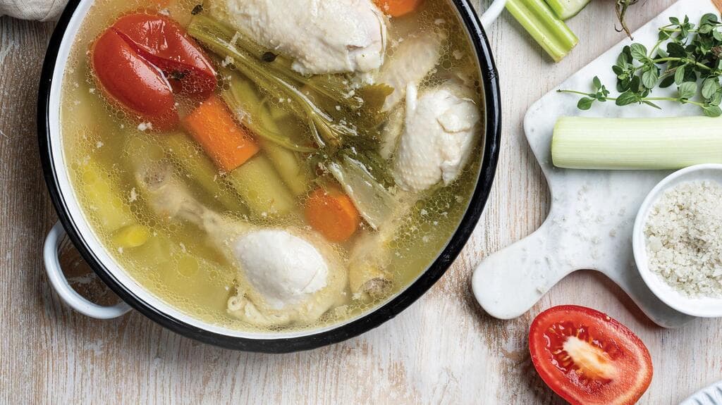 מרק עוף צלול וטעים