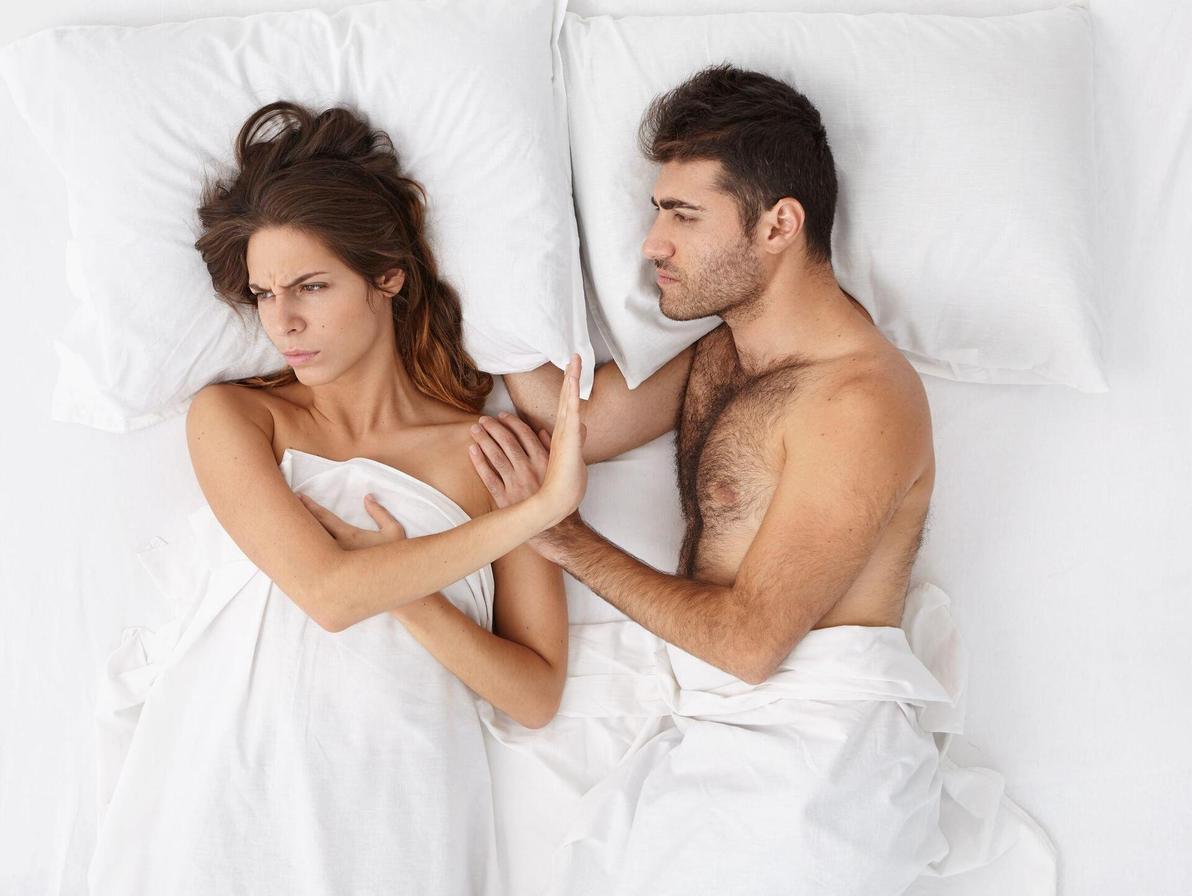 בדיחה קטנה יכולה לטרגר (צילום: Shutterstock) כאבים בסקס? לא גזירת גורל