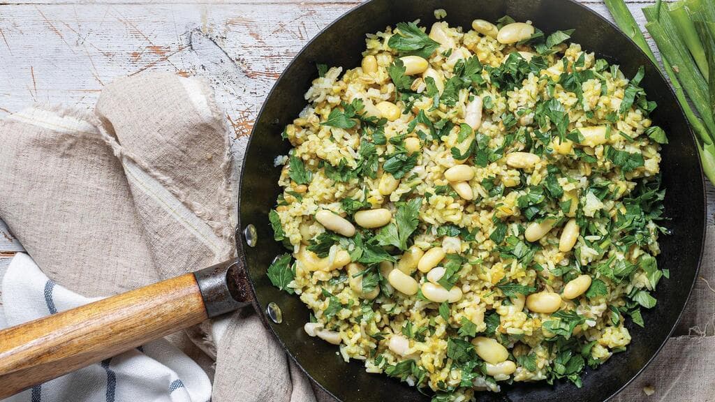 מג'דרה של פריקה, אורז ושעועית לבנה 