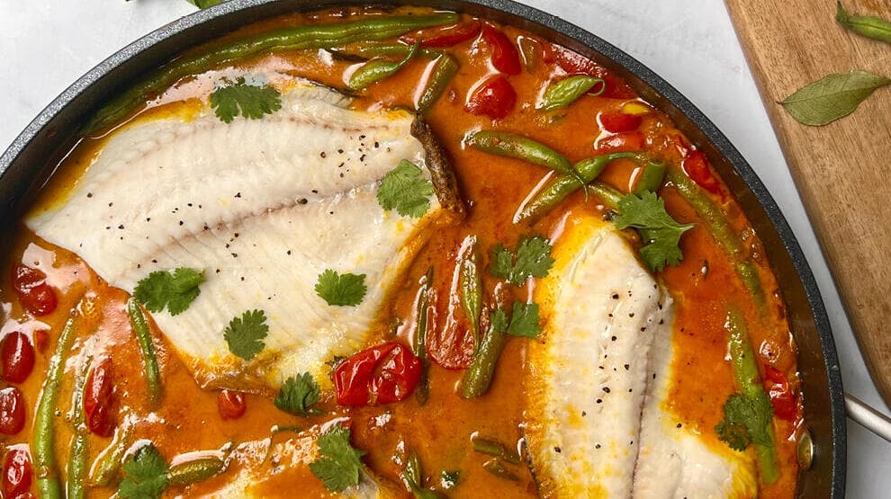 דגים ברוטב קארי