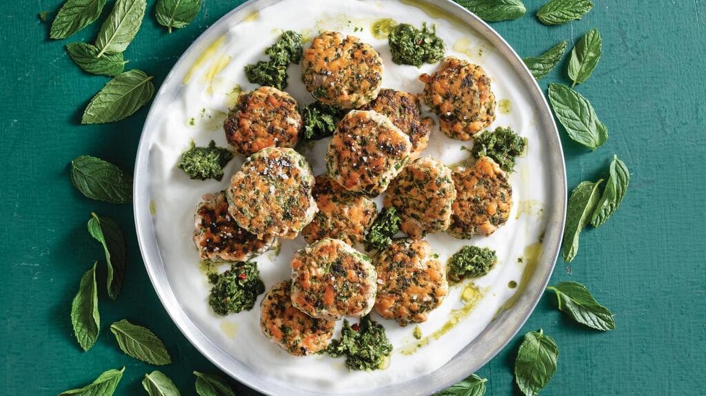 קציצות דגים עם צ'אטני נענע