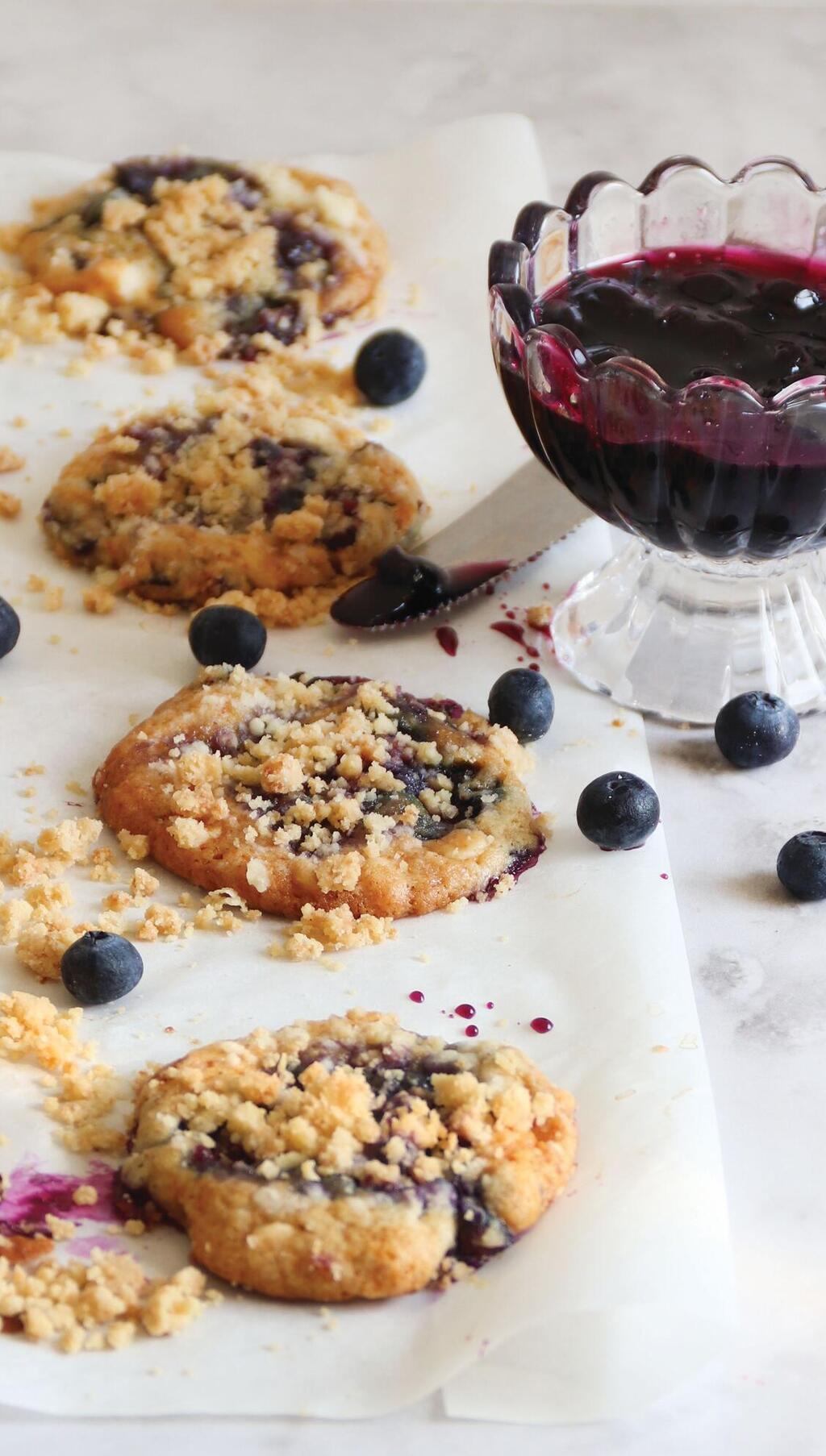 עוגיות שטרויזל אוכמניות