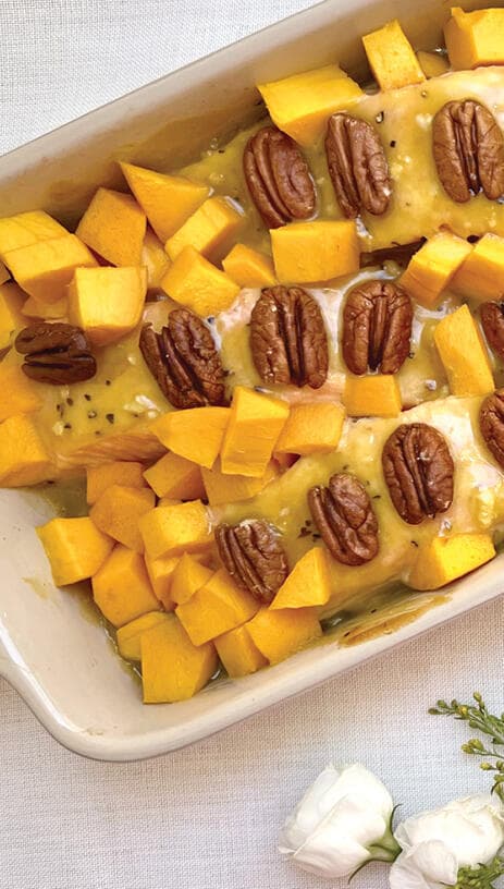 לראש השנה: סלמון במנגו ופקאן (צילום: אריאל בן חמו) לראש השנה: סלמון במנגו ופקאן