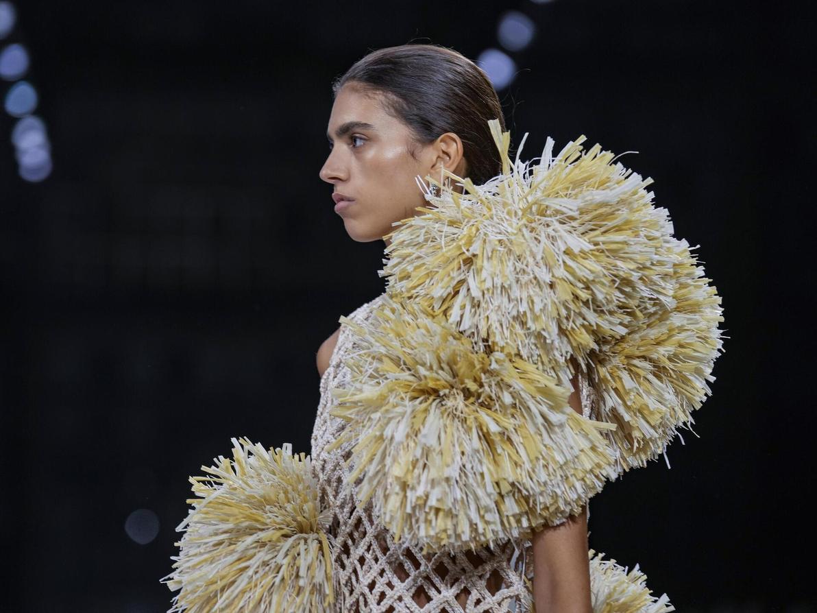 סאן מזרחי בתצוגת אביב-קיץ 2024 של בוטגה ונטה