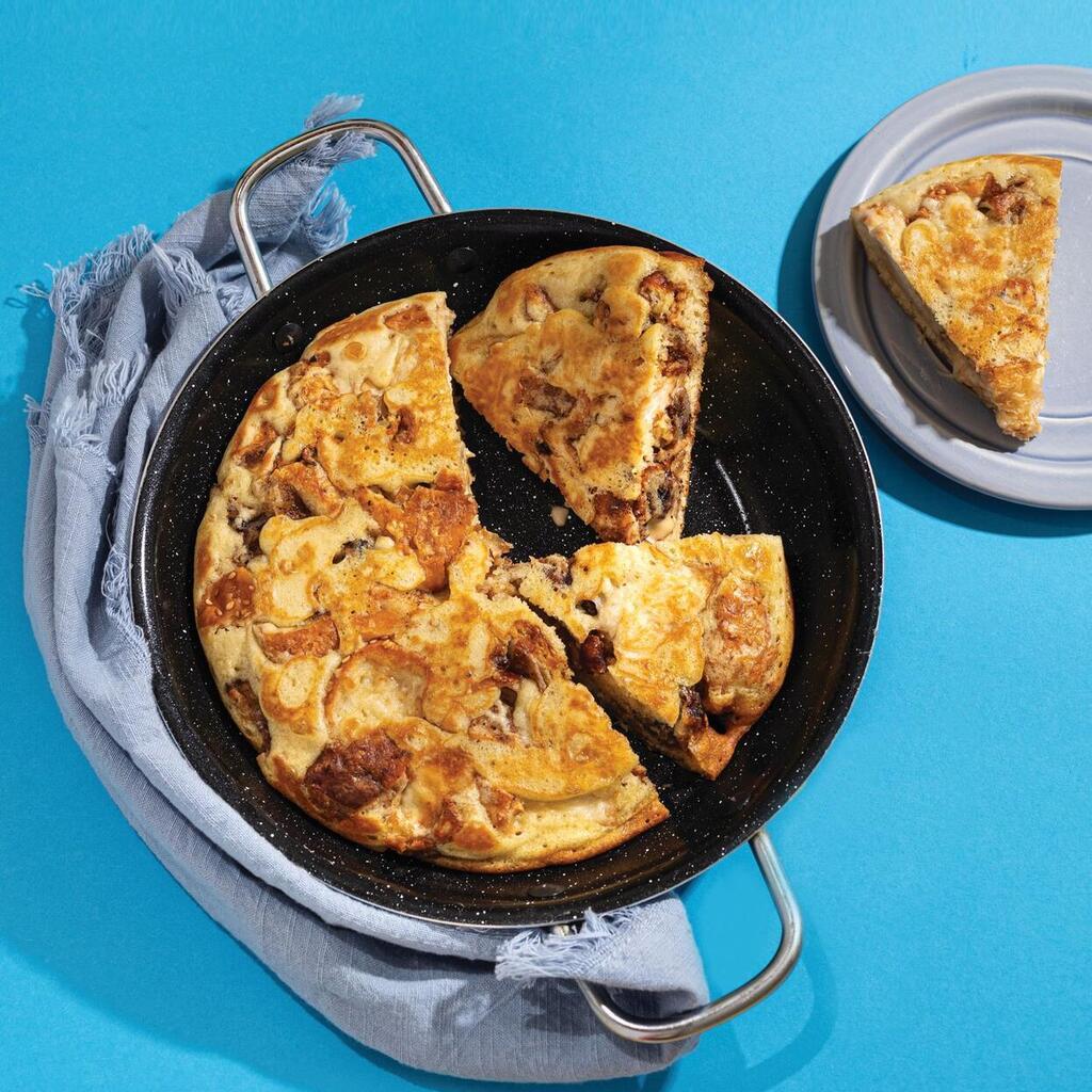 מפנק: פנקייק פרנץ' טוסט (צילום: שרית גופן, סגנון: נעה קנריק) מפנק: פנקייק פרנץ' טוסט