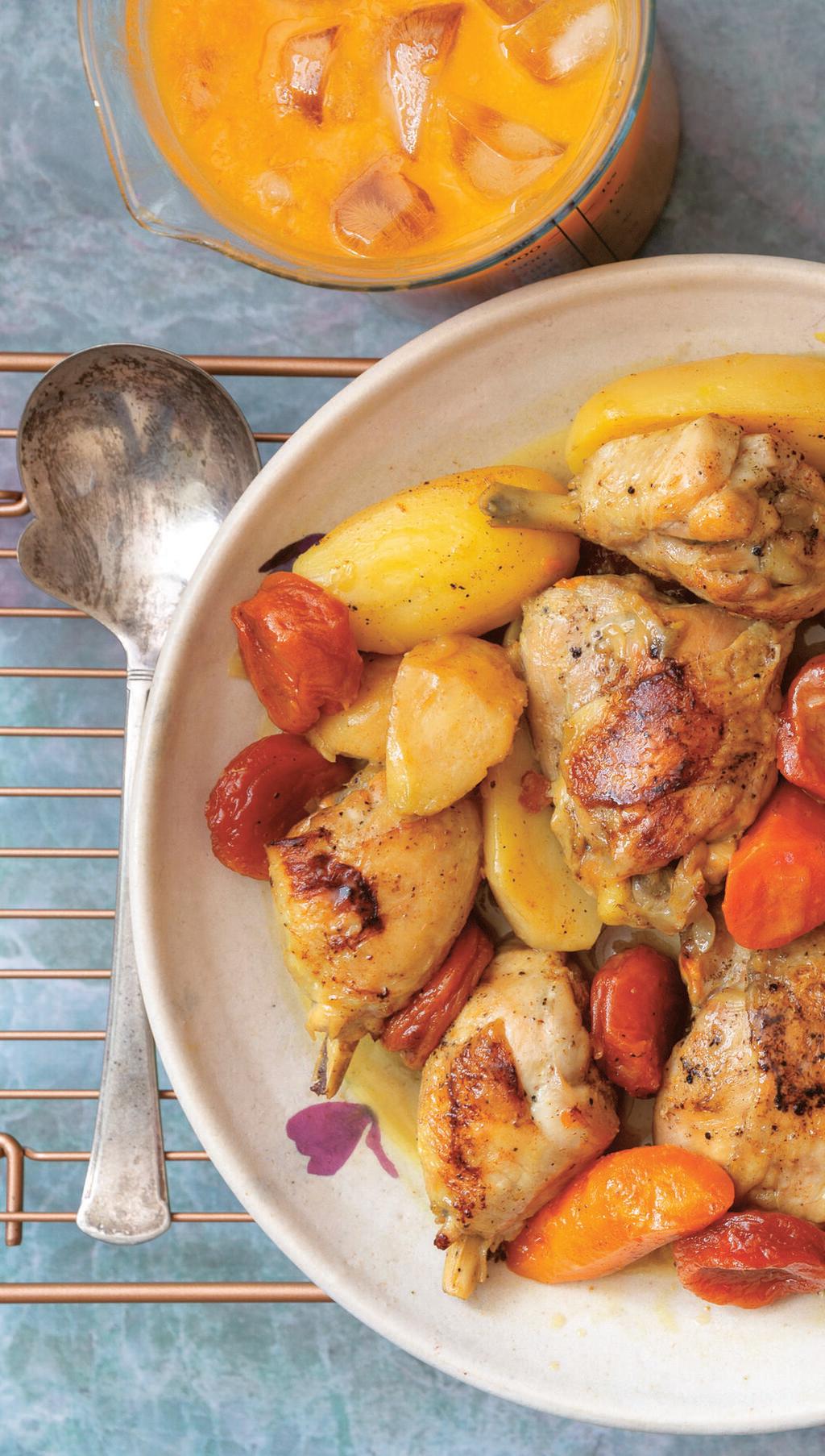 עוף בשורשים ומשמשים