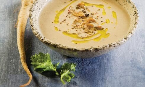 מרק קרם שורשים וערמונים