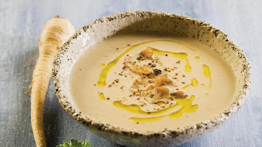 מרק קרם שורשים וערמונים