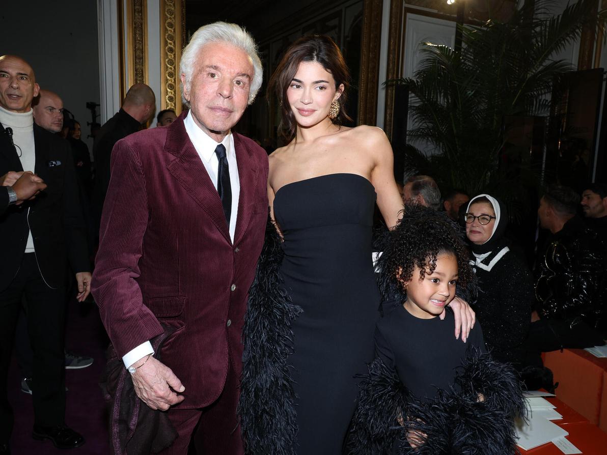 קיילי ג'נר בשבוע ההוט קוטור בפריז, 2024 (צילום: Pascal Le Segretain/Getty Images) שבוע הוט קוטור פריז ינואר 2024