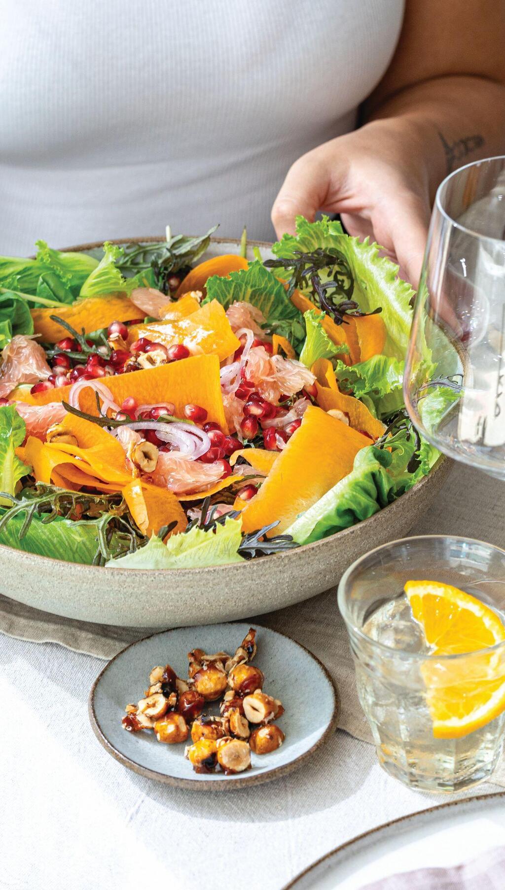 סלט ירוק, אדום וכתום (צילום: שרית גופן, סגנון: ענת לבל) סלט ירוק, אדום וכתום