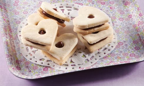 לבבות עדינים  עם ריבת חלב