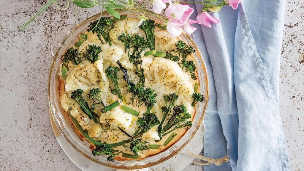 ירקות מוקרמים בבשמל טבעוני