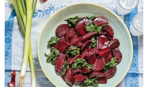 סלט סלק ומנגולד