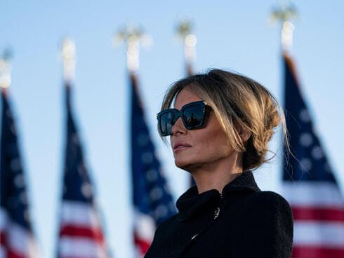 חוזרת אל הבית הלבן מבוגרת יותר בארבע שנים ומסוגננת כתמיד. מלניה טראמפ