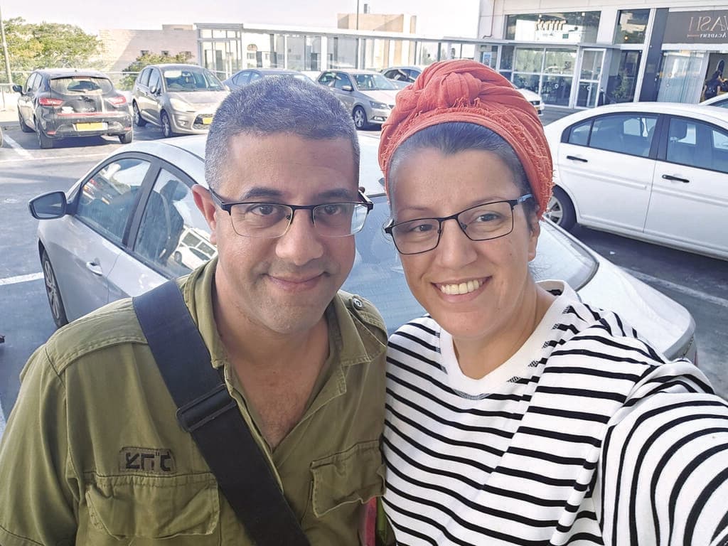  שירה מדלעי והבעל ירון 