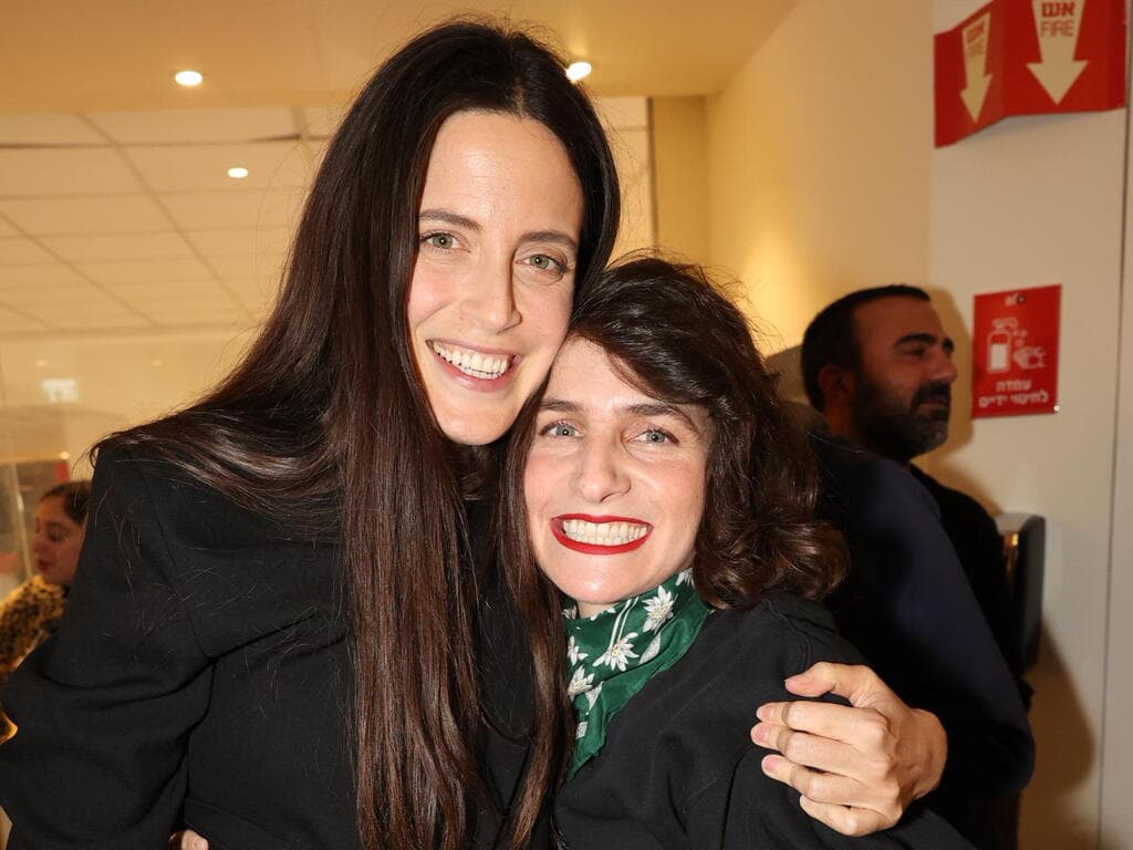  סיון טלמור עדי שילון 