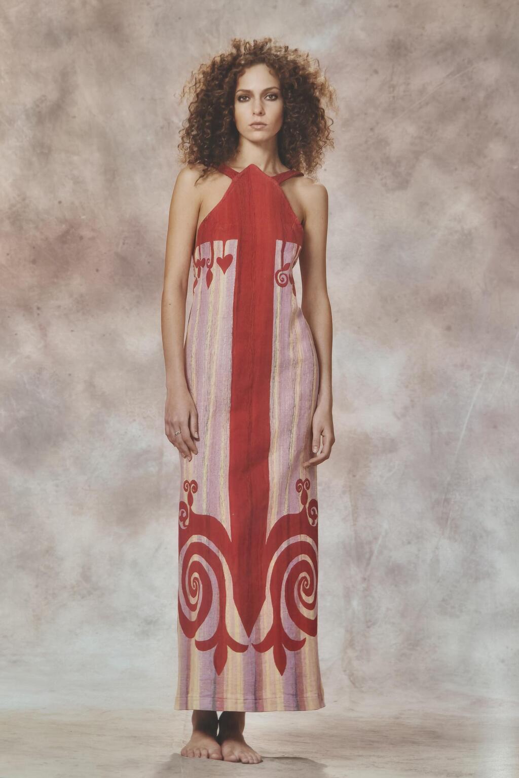 עיצובי טקסטיל של ציונה שמשי לרוז'י בן יוסף