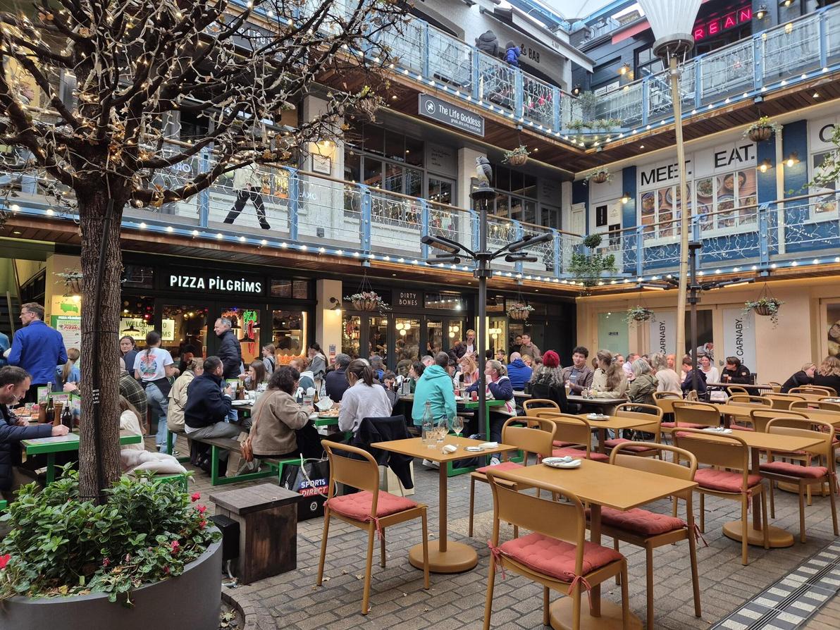 שוק האוכל הסודי. מתחם Kingly Court