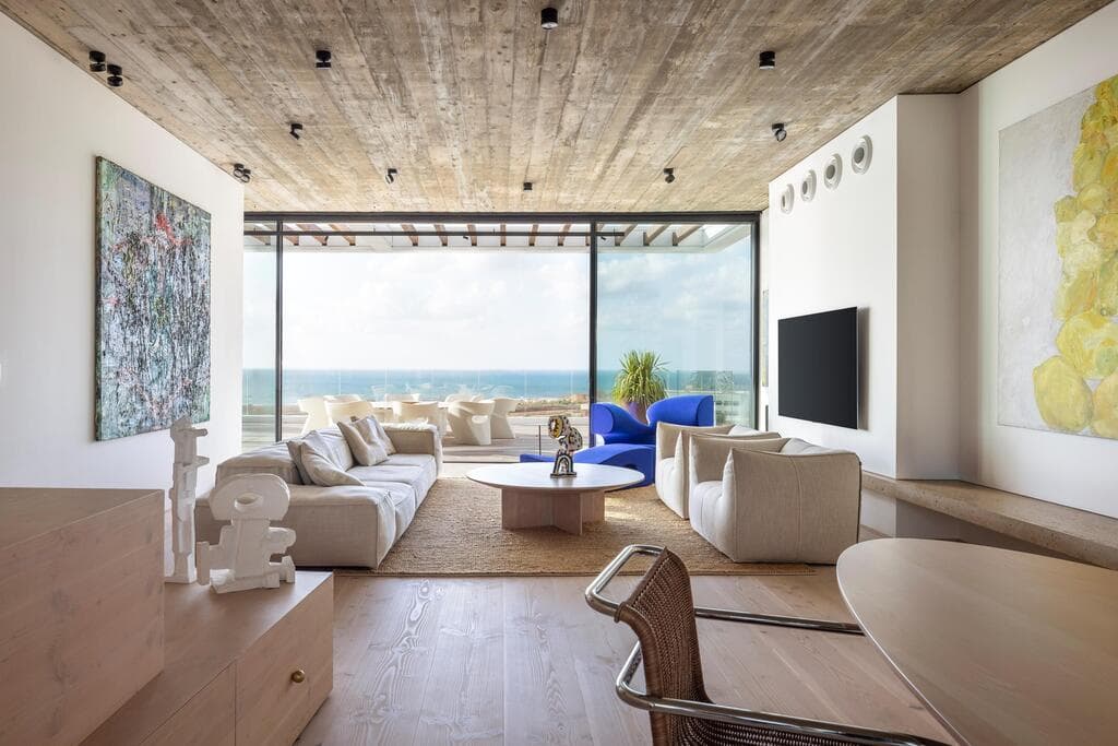 פנטהאוז בעיצוב אלכס מייטליס