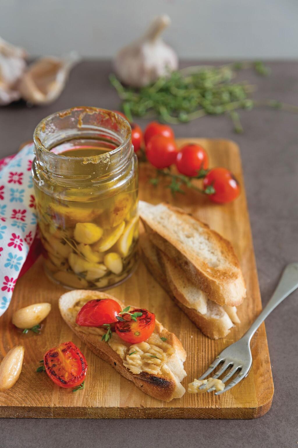 בסיס מושלם לכריך: קונפי שום (צילום: יעל אילן, סגנון: נעמה רן) בסיס מושלם לכריך: קונפי שום