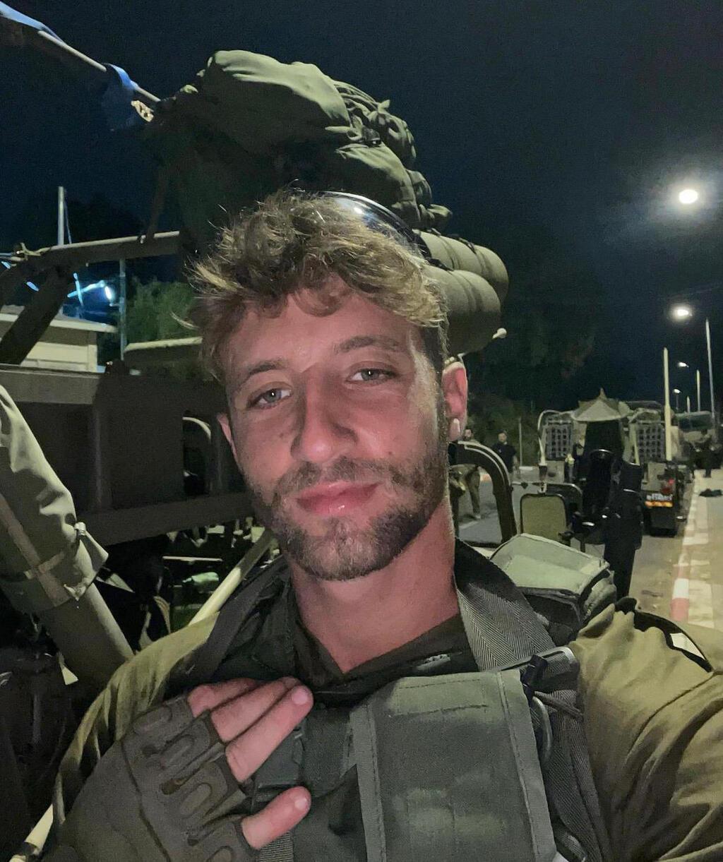 טל מורד לאחר שגויס בצו 8