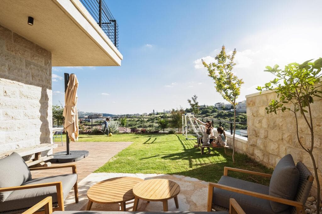 בית הכרמים, תכנון ועיצוב: נדל רויזין אדריכלים