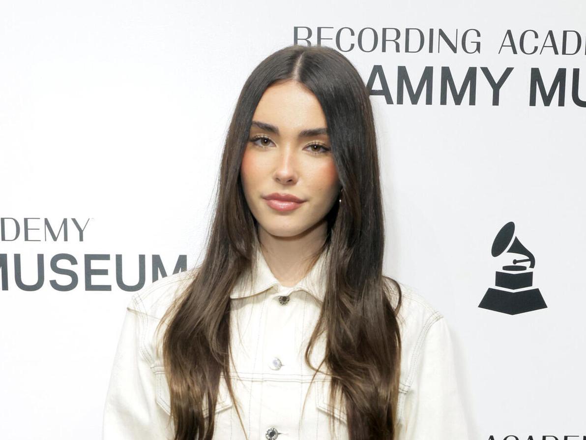 הדליקה את כולן עם השיער המושלם שלה. מדיסון ביר