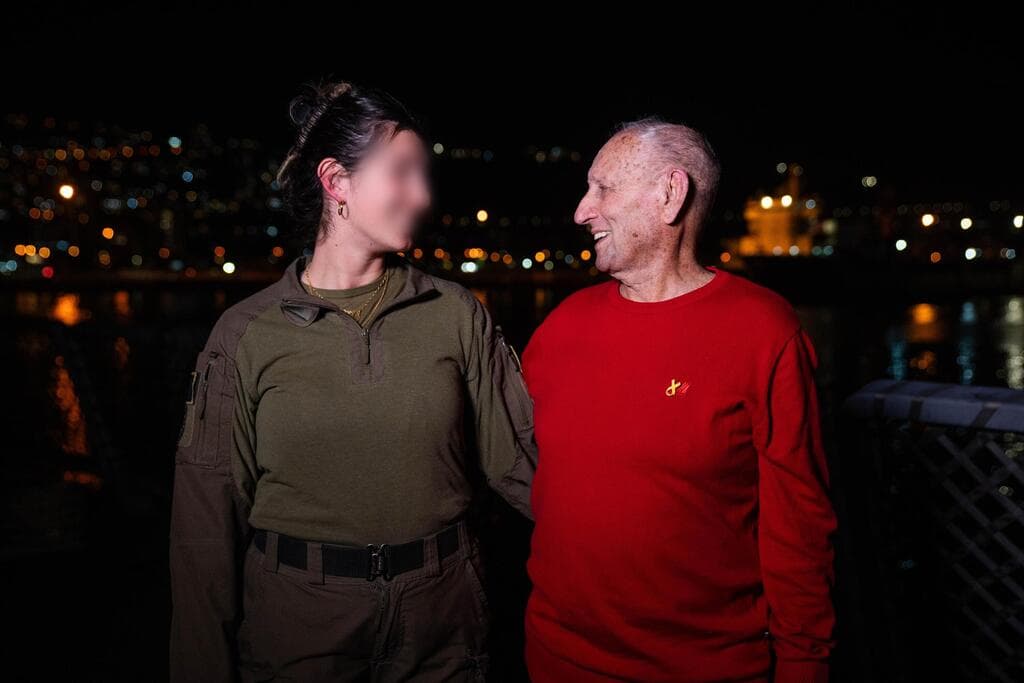 טומי שחם ונכדתו
