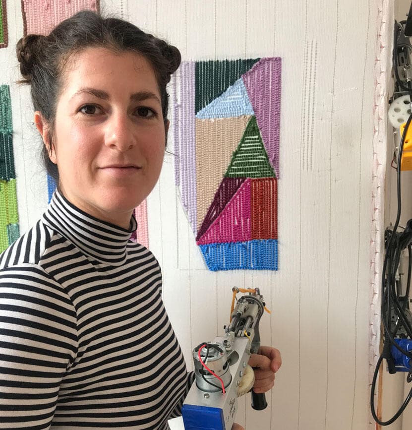 השטיח יוצג בעוד כחודשיים בשבוע העיצוב במילאנו (צילום: בועז סידס) Teo Studio אריגת שטיחים