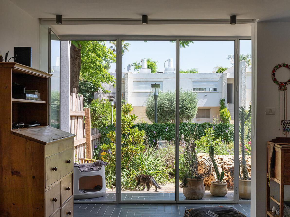בית של זוג מינימליסטי בחוף הכרמל. מפתחים: ארטפרו