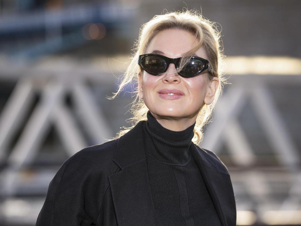 רנה זלווגר באירוע של "ברידג'ט ג'ונס: חוזרת לשוק" בלונדון, 2025