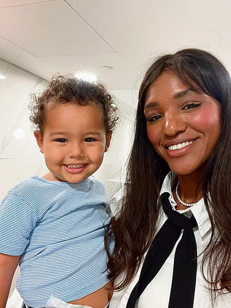 טיטי איינאו ובנה דוריאן