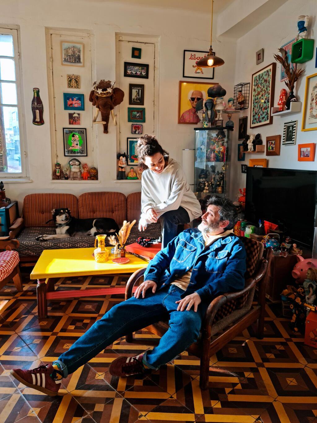 תימור כהן וקובי פלשמן בביתם