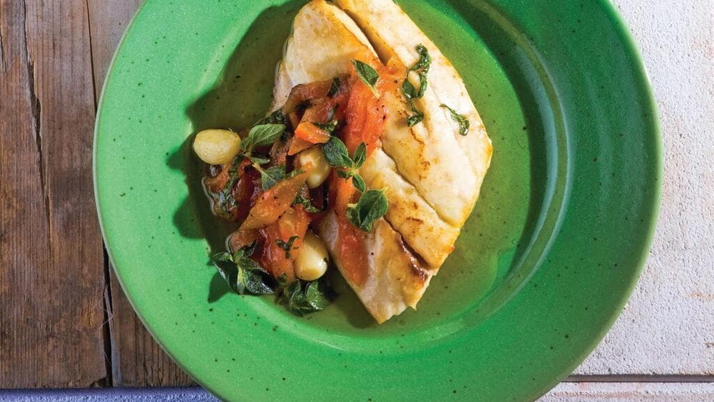 דג בעגבניות בנוסח פרובנאס