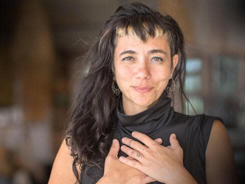 "זה סופר פשוט, ואפשר לתרגל לבד בבית". לנה ליילה 