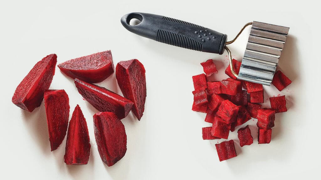 רון יוחננוב מלמד לקצוץ נכון