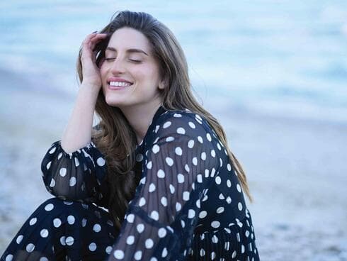 דנה זרמון. "את רואה מישהי וחושבת, איזה מושלם שהבטן ככה שטוחה או שאין צלוליט, אבל יש עוד יופי בעולם"