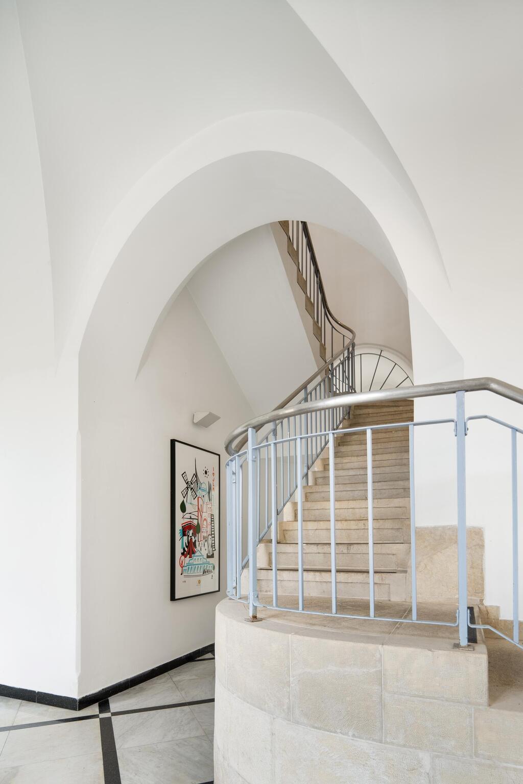 המשרדים של הרשות לפיתוח ירושלים (הרל"י), תכנון: האדריכלים תמי אולך לרר ונתי אולך ונעה שרטר