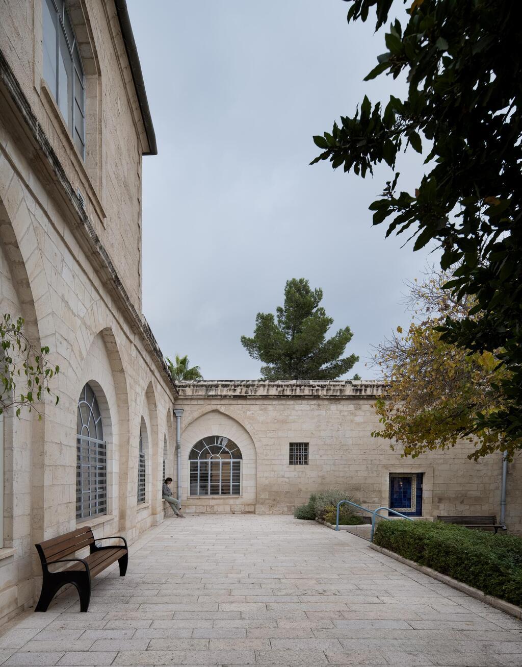 המשרדים של הרשות לפיתוח ירושלים (הרל"י), תכנון: האדריכלים תמי אולך לרר ונתי אולך ונעה שרטר