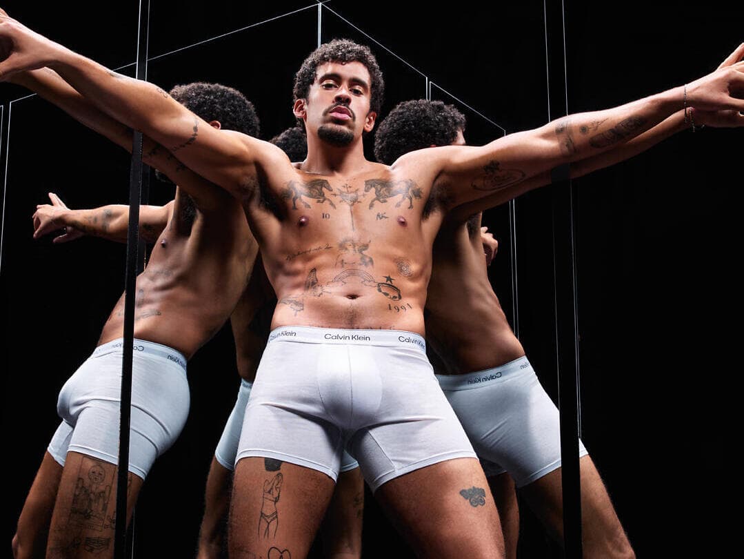 באד באני בקמפיין לקלווין קליין, אביב-קיץ 2025