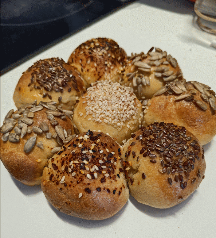 לחמניות גבינות Fathead
(צילום: רונית הנגבי) לחמניות גבינה