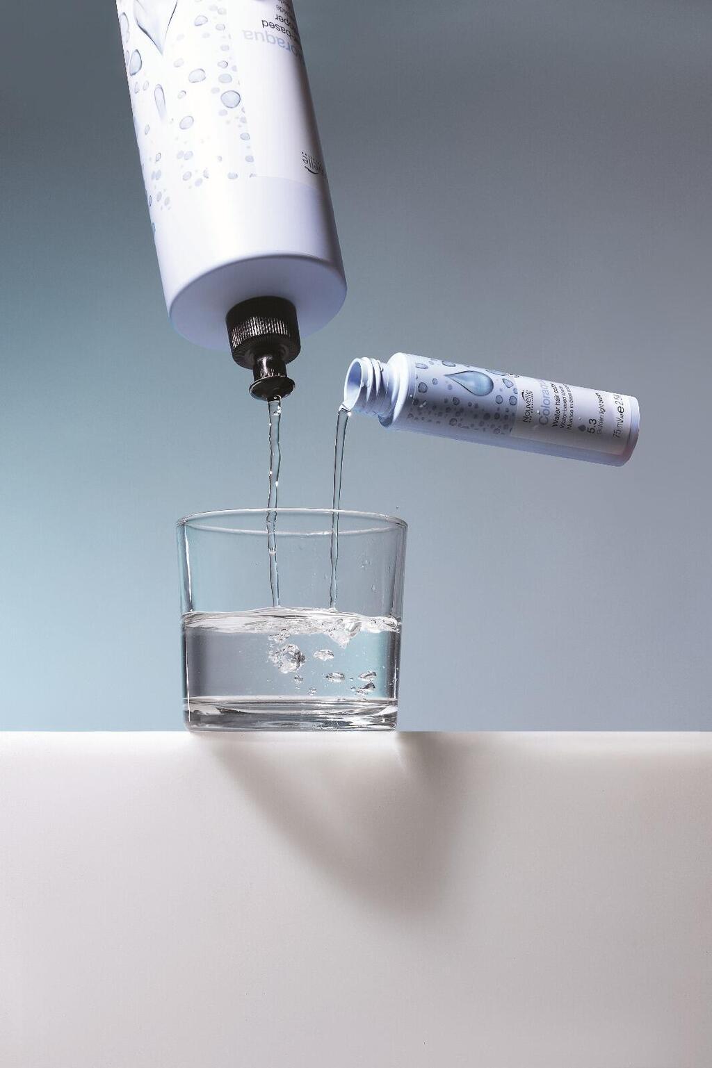 ככה נראה לשיער צבע על בסיס מים