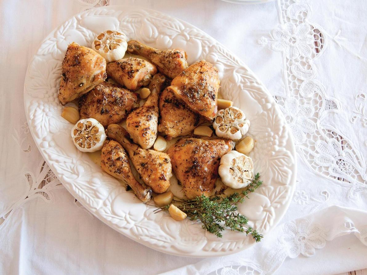 עוף צלוי  בשום ירוק