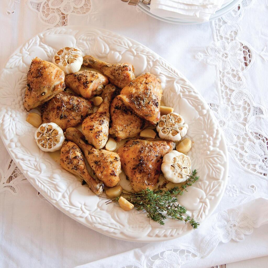 עוף צלוי  בשום ירוק