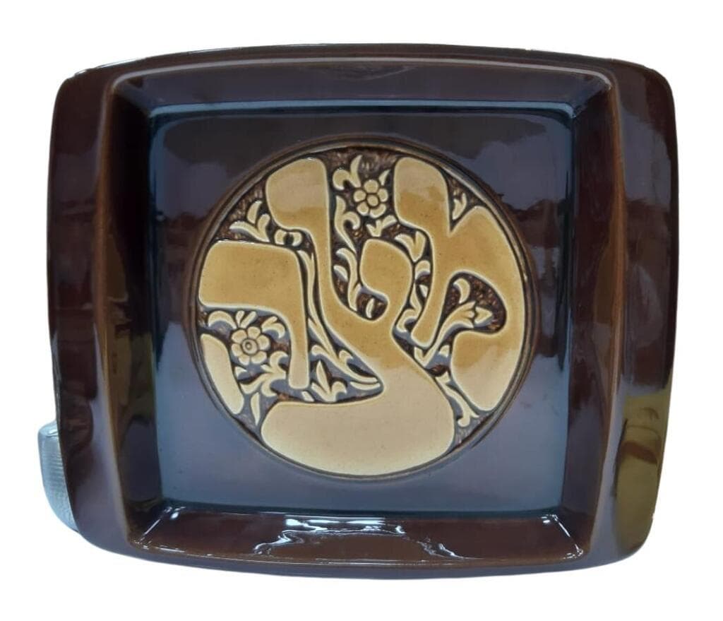 טאץ' וינטג' ידידותי לסביבה, צלחת מצה מרשת REALS של המציאון (צילום: REALS, המציאון) טאץ' וינטג' ידידותי לסביבה, צלחת מצה, להשיג ברשת REALS המציאון