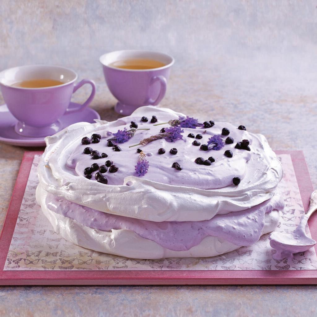 פבלובה עם קרם אוכמניות