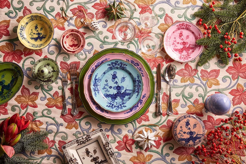 צבעים עזים שעובדים טוב ביחד. מותג הפורצלן האיטלקי היוקרתי Ginori1735, פקטורי 54 (צילום: GINORI 1735) FACTORY54 Ginori1735, מותג הפורצלן האיטלקי היוקרתי