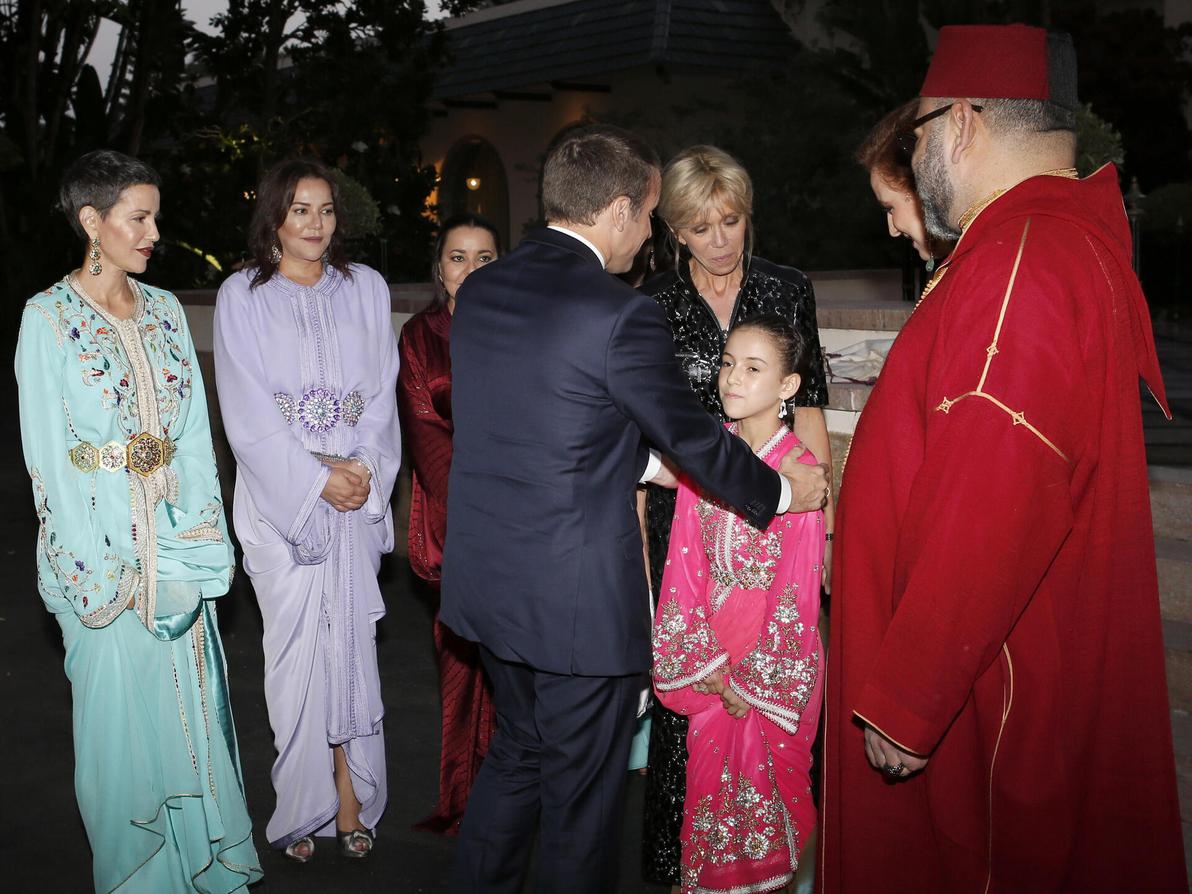 מלך מרוקו מוחמד השישי, הנסיכה לאלה סלמא, הנסיכה לאלה ח'דיג'ה, עמנואל מקרון ובריז'יט מקרון, 2017